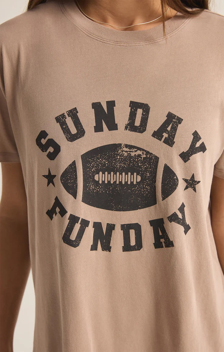 SUNDAY FUNDAY BOYFRIEND TEE