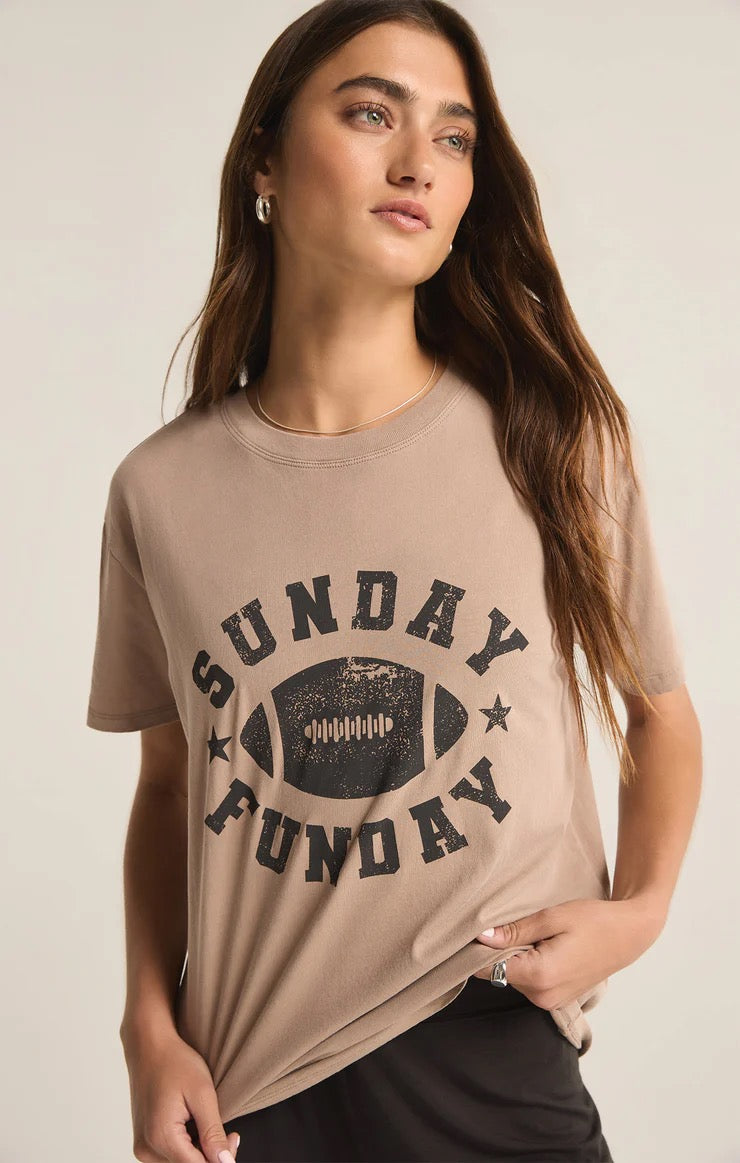 SUNDAY FUNDAY BOYFRIEND TEE