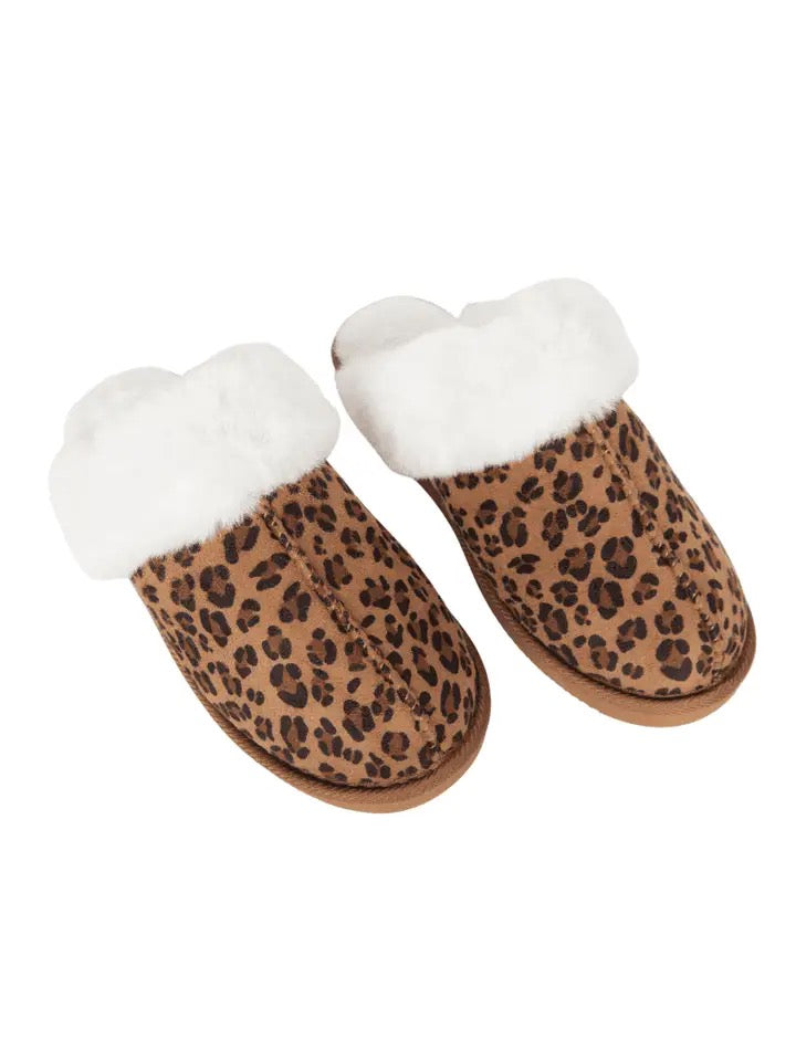 Leopard Print Faux Fur Cozy Slippers